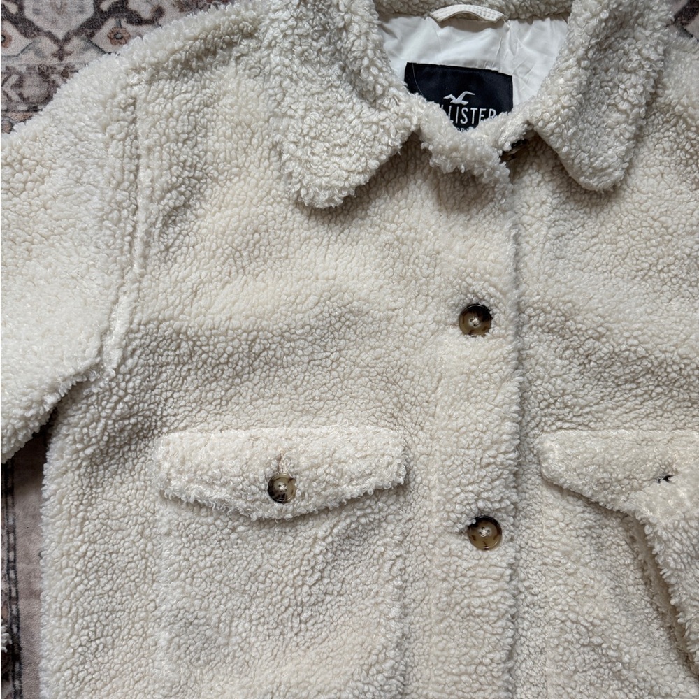 Hollister Cream Sherpa Teddy Shirt Jacket - Shacket - Size Medium - Picture 5 of 6